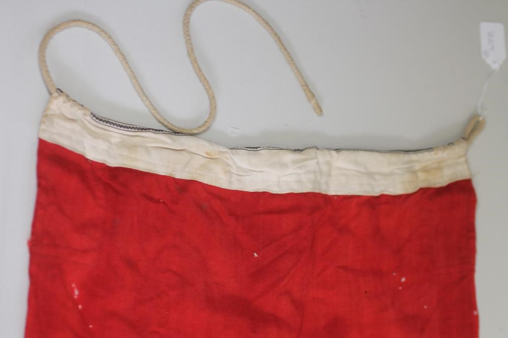 A WWII GERMAN ARMY OFFICER'S DAGGER Image