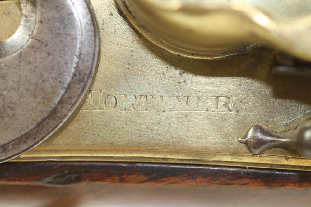 A FLINTLOCK BLUNDERBUSS BY MORTIMER Image