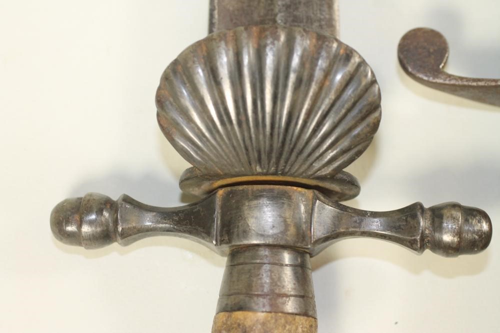 A GERMAN HUNTING HANGER Image