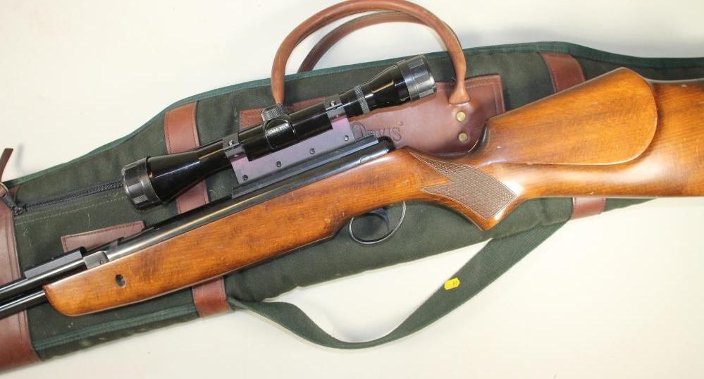 A B.S.A. UNDERLEVER .22 AIR RIFLE Image