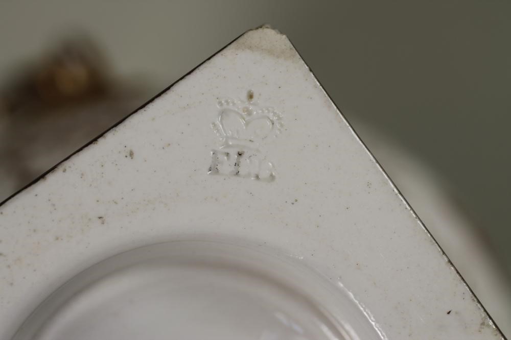 A PAIR OF FLIGHT Image