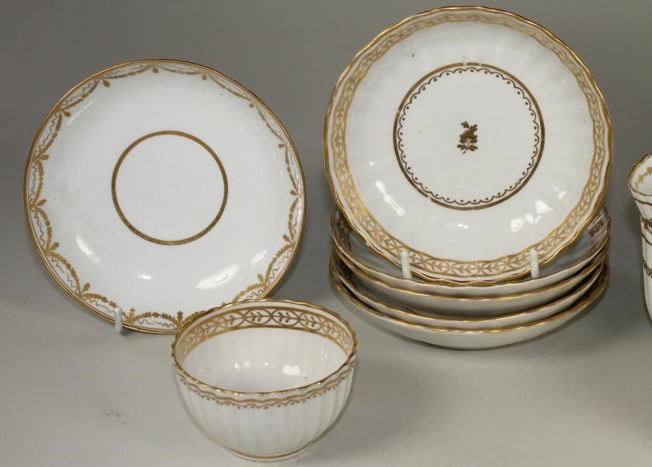 A MIXED DERBY PORCELAIN PART SERVICE Image