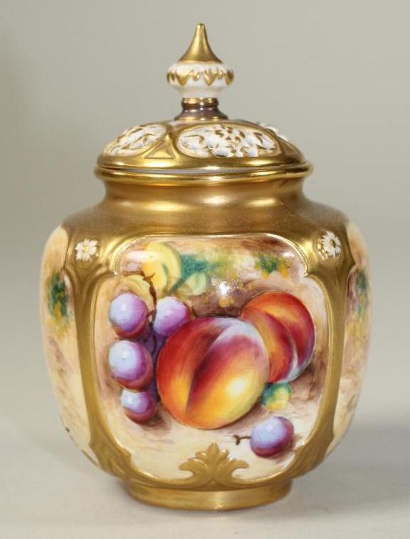 A ROYAL WORCESTER CHINA POT POURRI AND MATCHED COVER Image