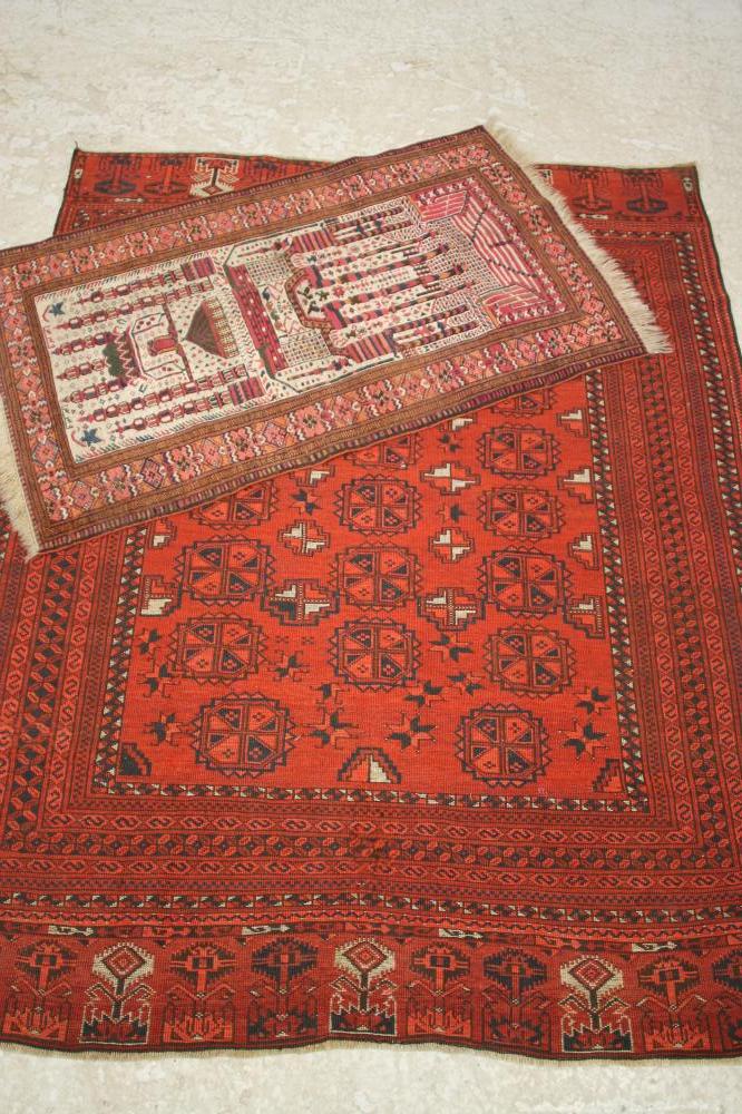 AN AFGHAN RUG Image