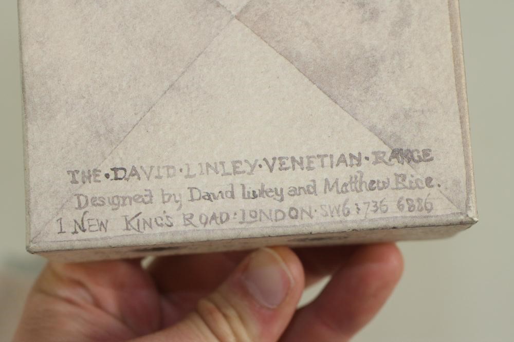 A DAVID LINLEY "VENETIAN" PRINTED CARD PEN HOLDER Image