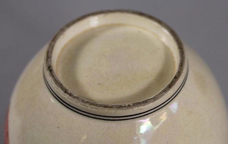 A SATSUMA EARTHENWARE VASE Image