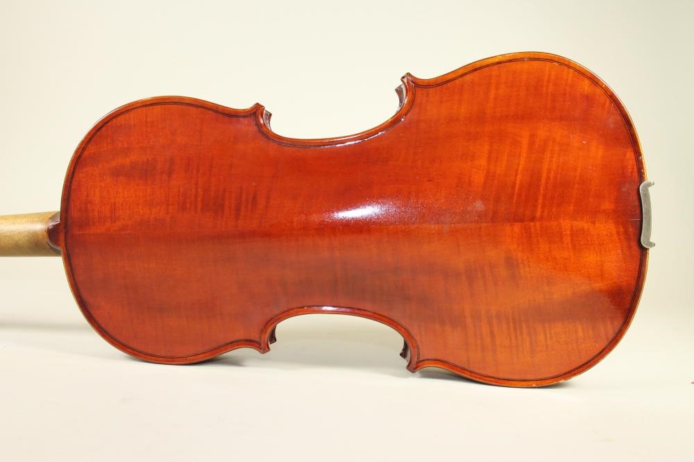 A GERMAN TRADE VIOLIN Image