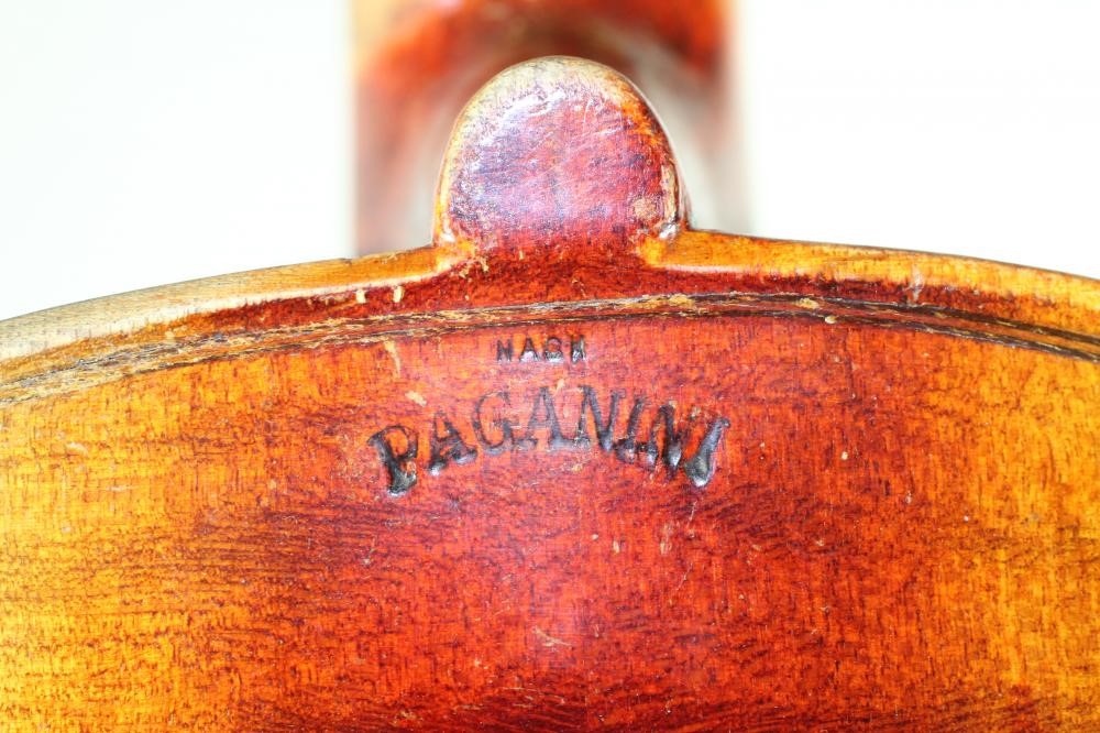 A GERMAN "MAGGINI" VIOLIN Image