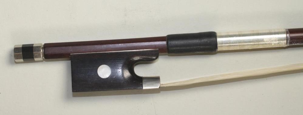 A GERMAN "MAGGINI" VIOLIN Image