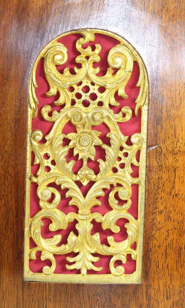 A MAHOGANY AND ORMOLU CASED MANTEL CLOCK Image
