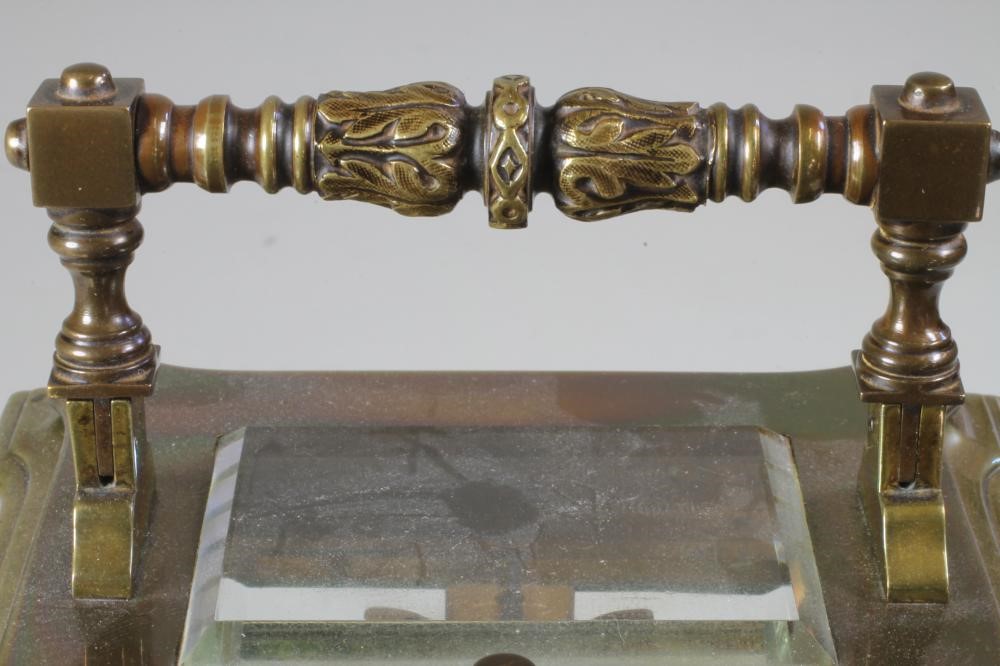 A BRASS CASED CARRIAGE CLOCK Image