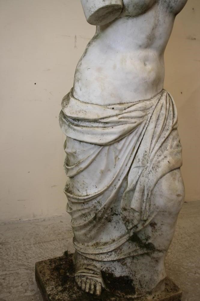 A WHITE MARBLE FIGURE OF VENUS DE MILO Image