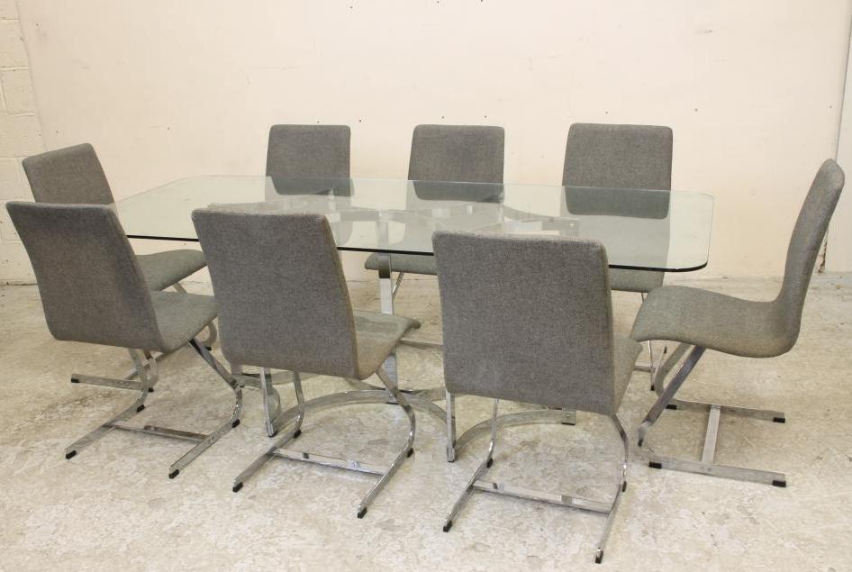 A MERROW ASSOCIATES PART DINING SUITE Image