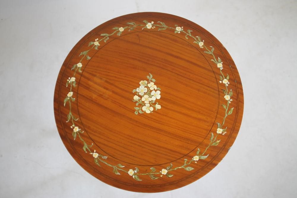 AN EDWARDIAN PAINTED SATINWOOD OCCASIONAL TABLE of circular form crossbanded with stringing Image