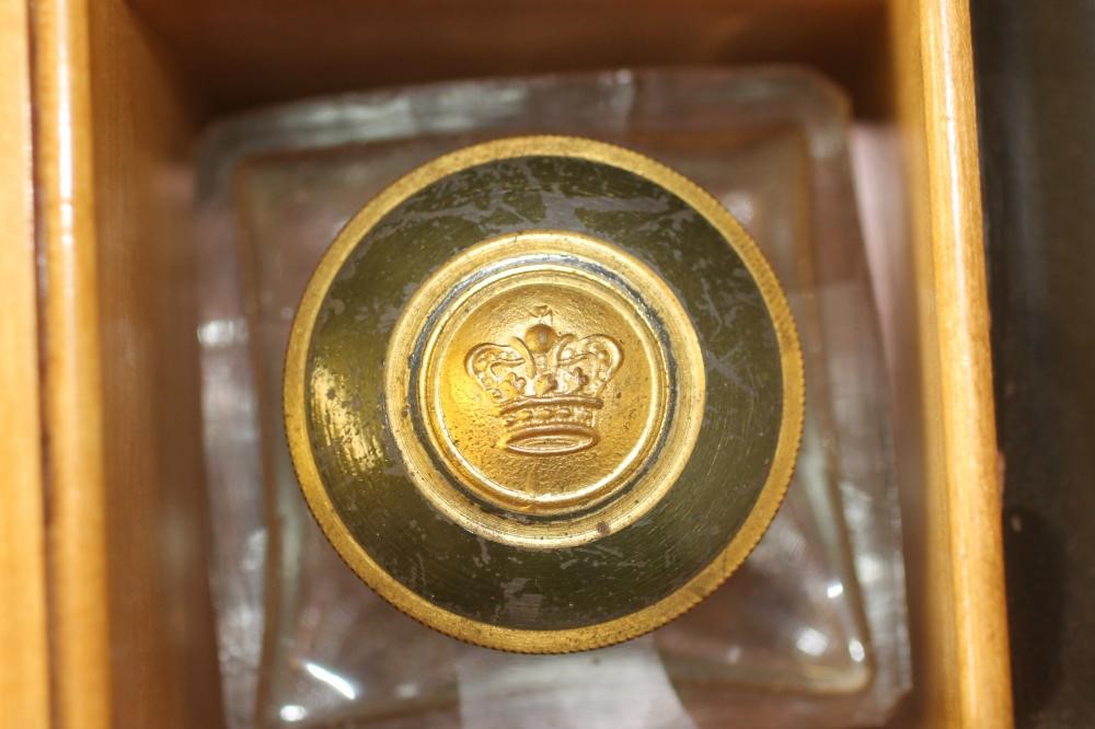 A SATINWOOD GILLOW STYLE DAVENPORT Image