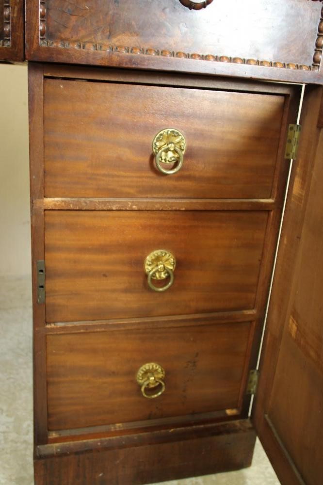 A WILLIAM IV MAHOGANY PEDESTAL SIDEBOARD Image