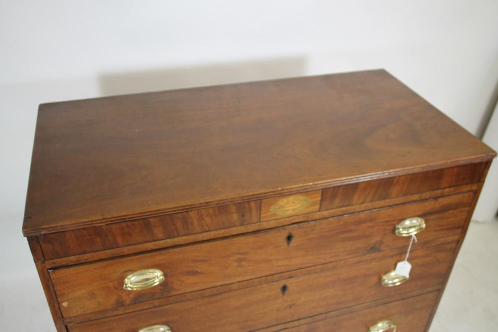 A GEORGIAN MAHOGANY CHEST Image