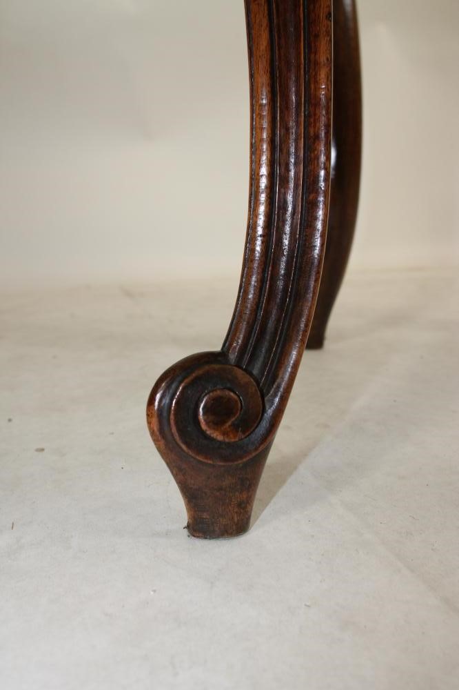 A FRENCH LOUIS XV STYLE CARVED WALNUT OCCASIONAL TABLE Image