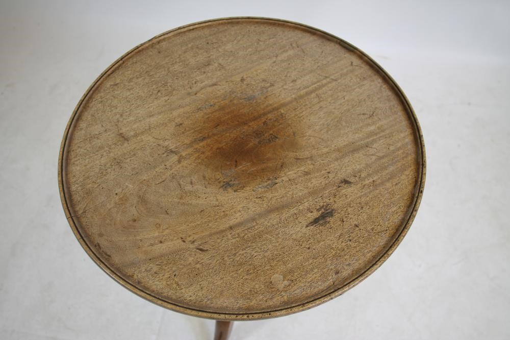 A MAHOGANY TRIPOD TABLE Image