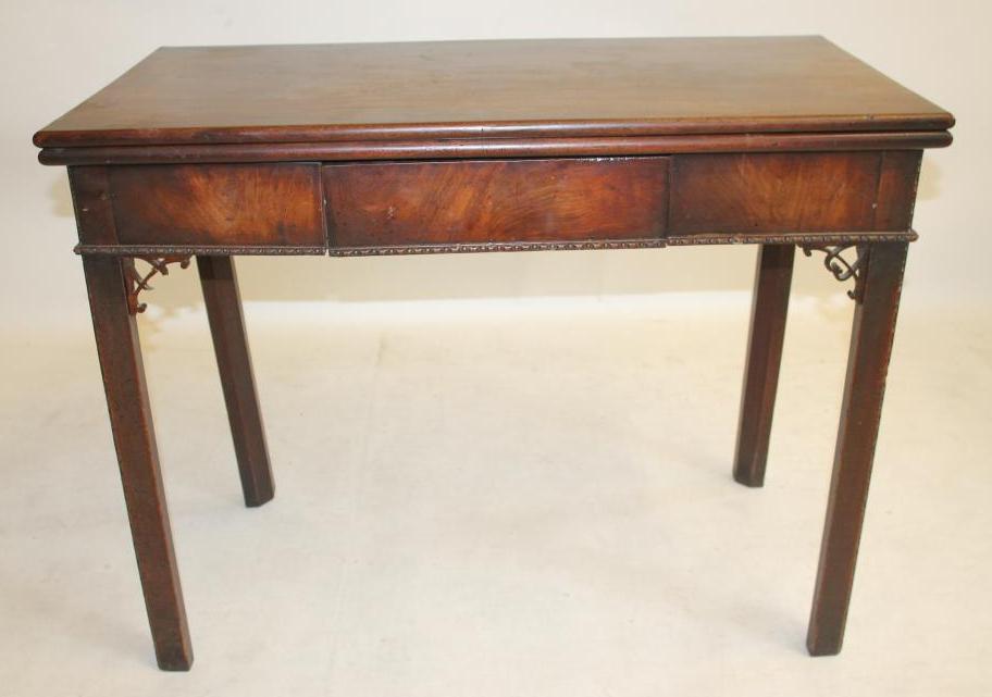 A GEORGIAN MAHOGANY FOLDING CARD TABLE Image