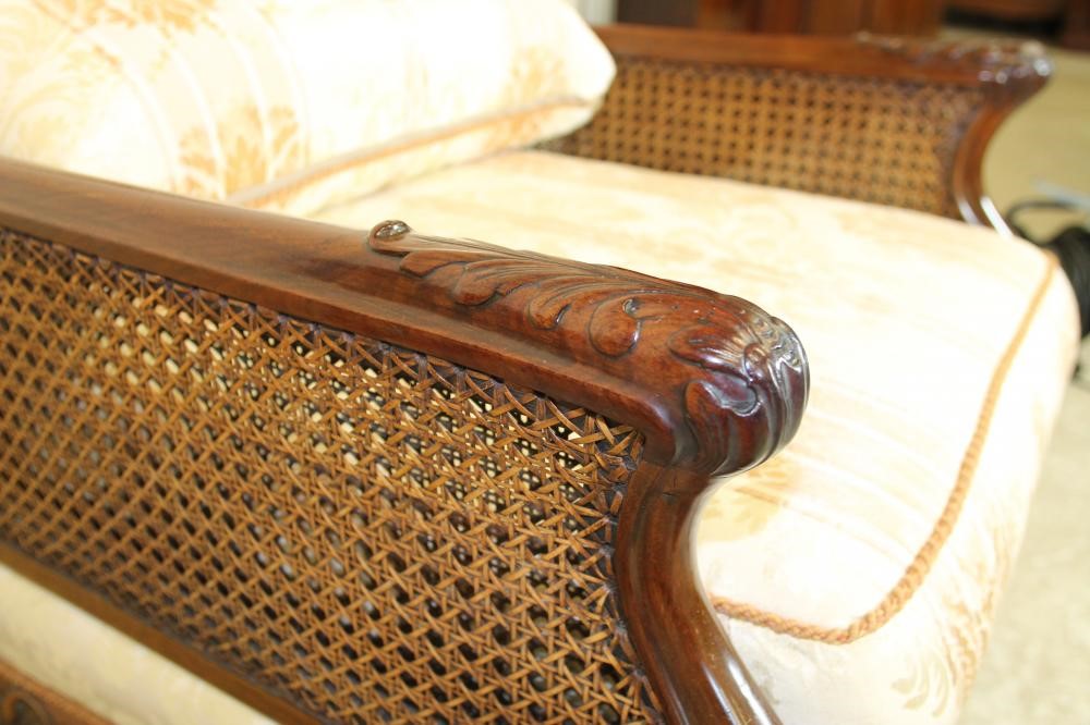 A CARVED WALNUT FRAMED BERGERE SUITE Image