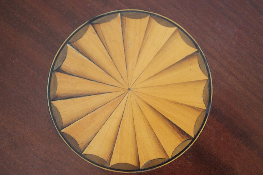 A LATE VICTORIAN MAHOGANY TRIPOD OCCASIONAL TABLE Image