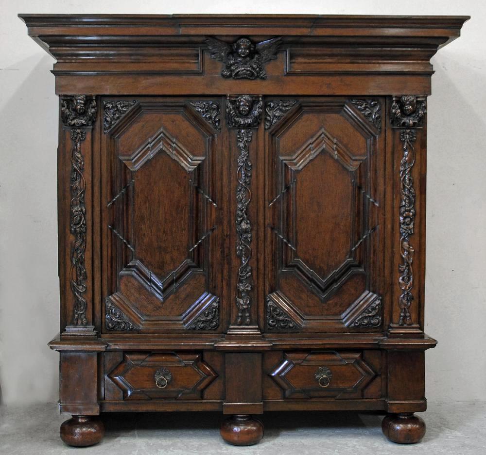 A GERMAN WALNUT SHRANK Image