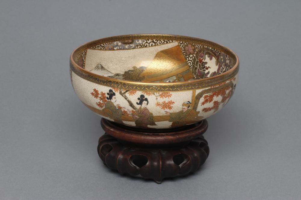 A satsuma earthenware bowl Hartleys Auctioneers & Valuers