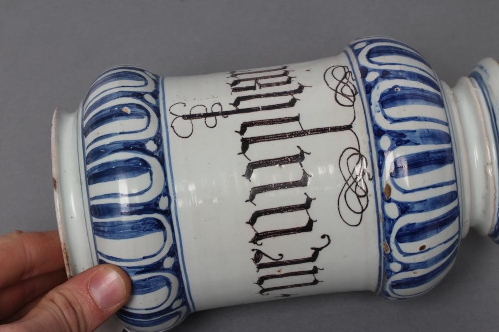 AN ITALIAN MAIOLICA ALBARELLO Image