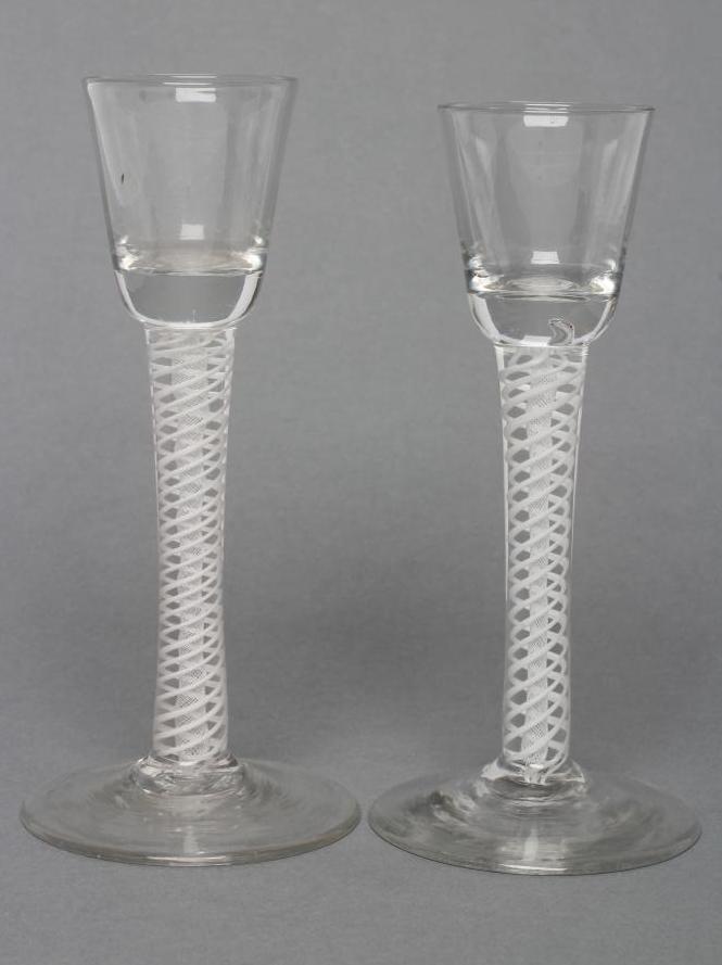A PAIR OF WINE GLASSES Image