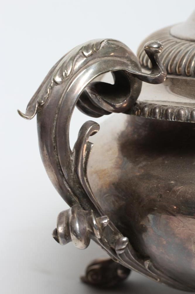 CLAN MURRAY - A Victorian EPNS tureen and cover Image