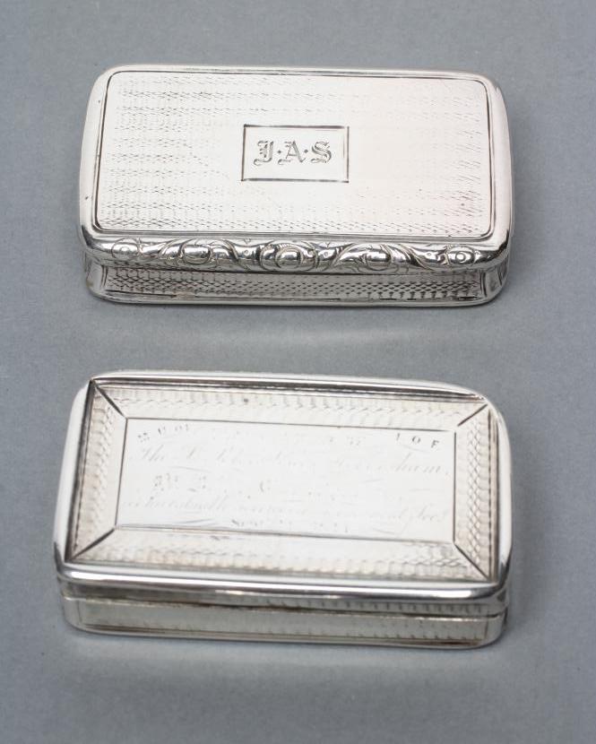 A GEORGE IV SILVER SNUFF BOX Image