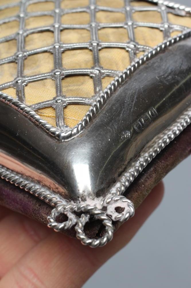 AN EDWARDIAN SILVER HAT PIN CUSHION Image
