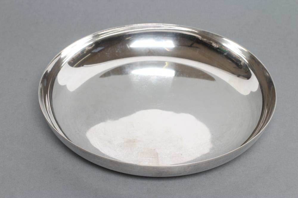 AN IRISH SHALLOW DISH Image