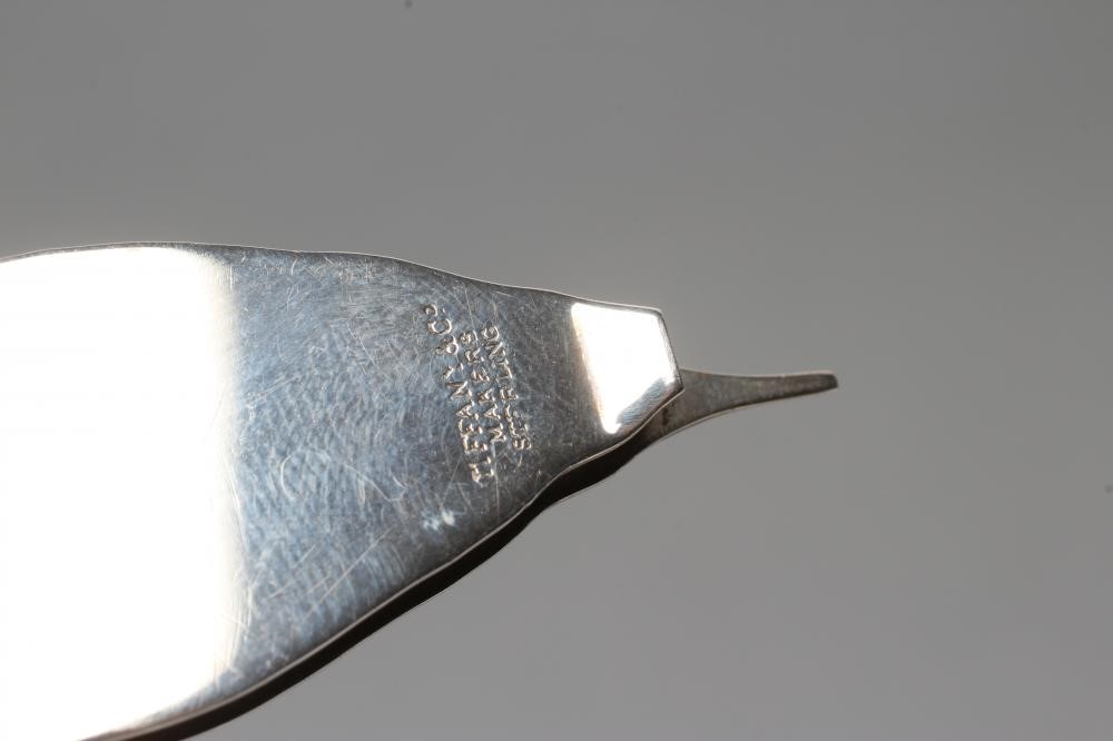 A STERLING SILVER MONEY CLIP Image