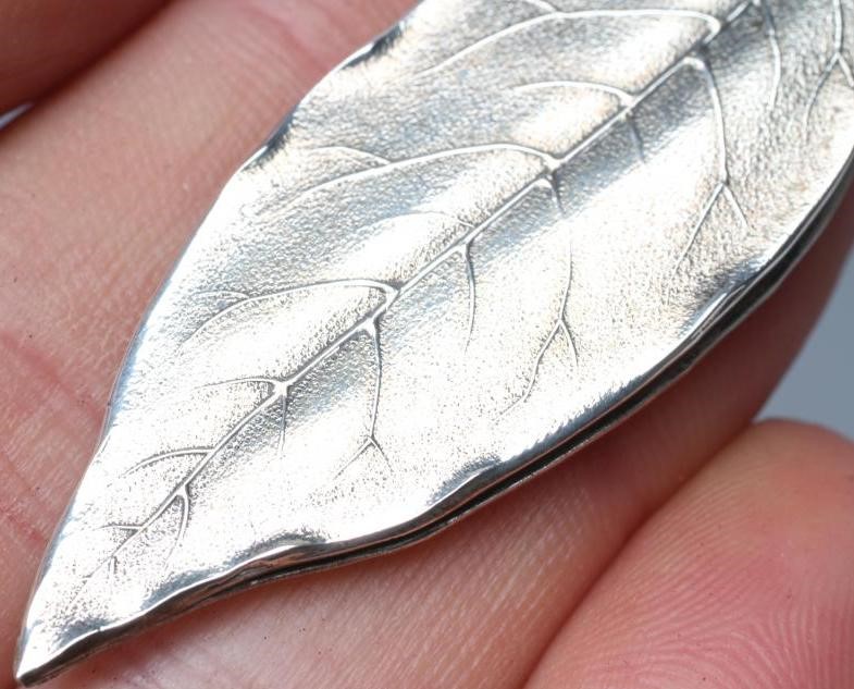 A STERLING SILVER MONEY CLIP Image