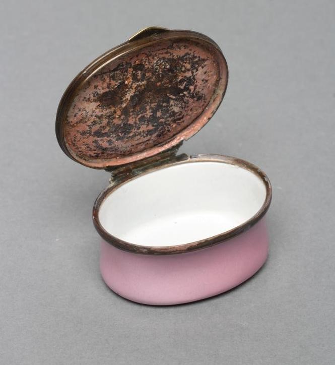 A STAFFORDSHIRE ENAMEL PATCH BOX Image