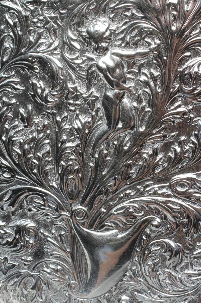 A LATE VICTORIAN DRESSING TABLE TRAY Image