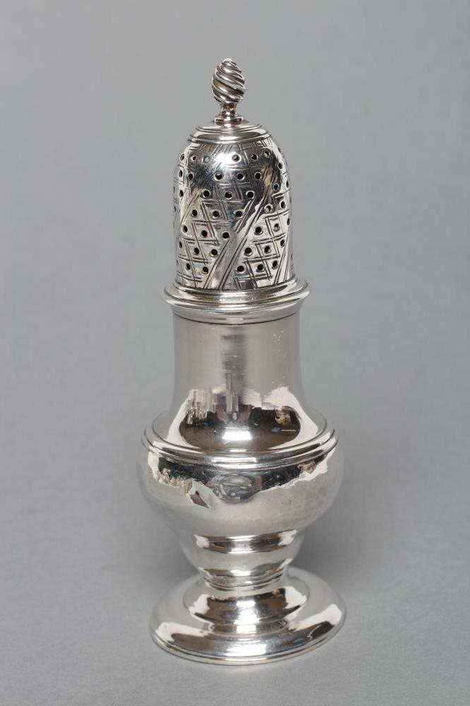 AN EARLY GEORGE III PEPPERETTE Image