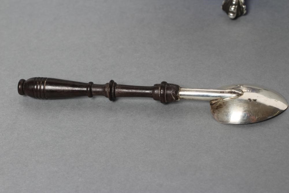 AN EARLY GEORGE III TABLE SALT Image