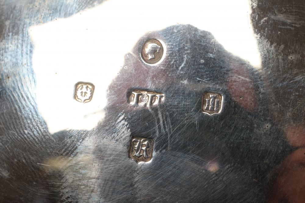 AN EARLY VICTORIAN SCOTTISH CAULDRON MUSTARD Image
