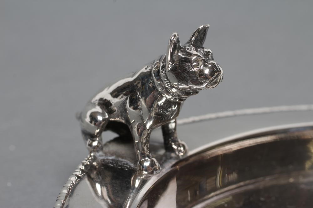 AN EDWARDIAN ASHTRAY Image