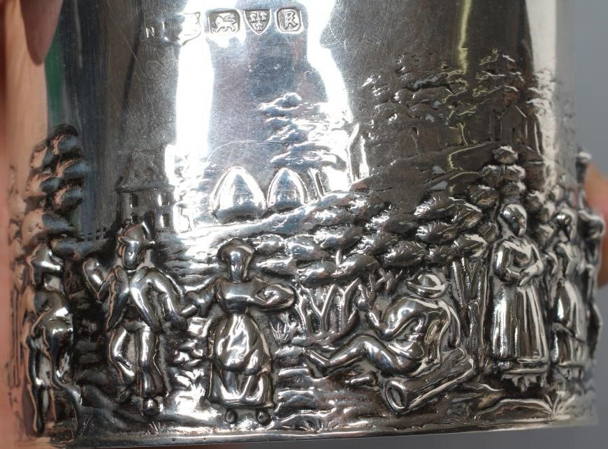 A TEA CANISTER Image