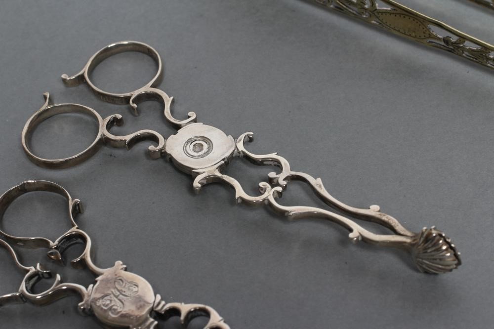 TWO PAIRS OF GEORGIAN SCISSOR SUGAR NIPS Image