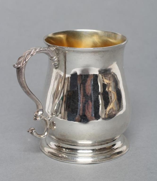 A GEORGE III SMALL MUG Image