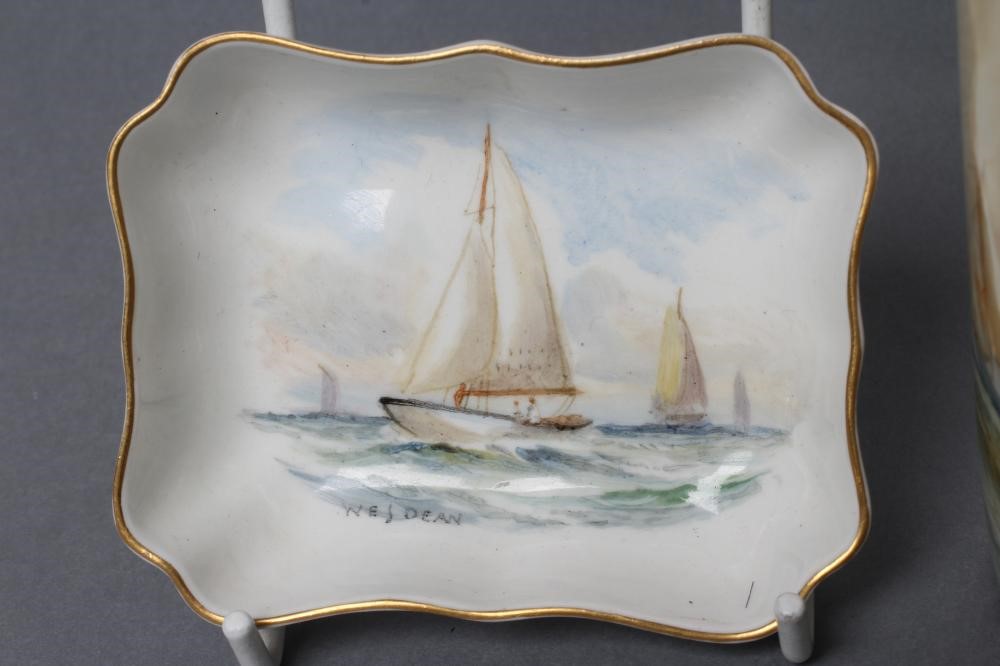 A ROYAL CROWN DERBY CHINA MUG Image