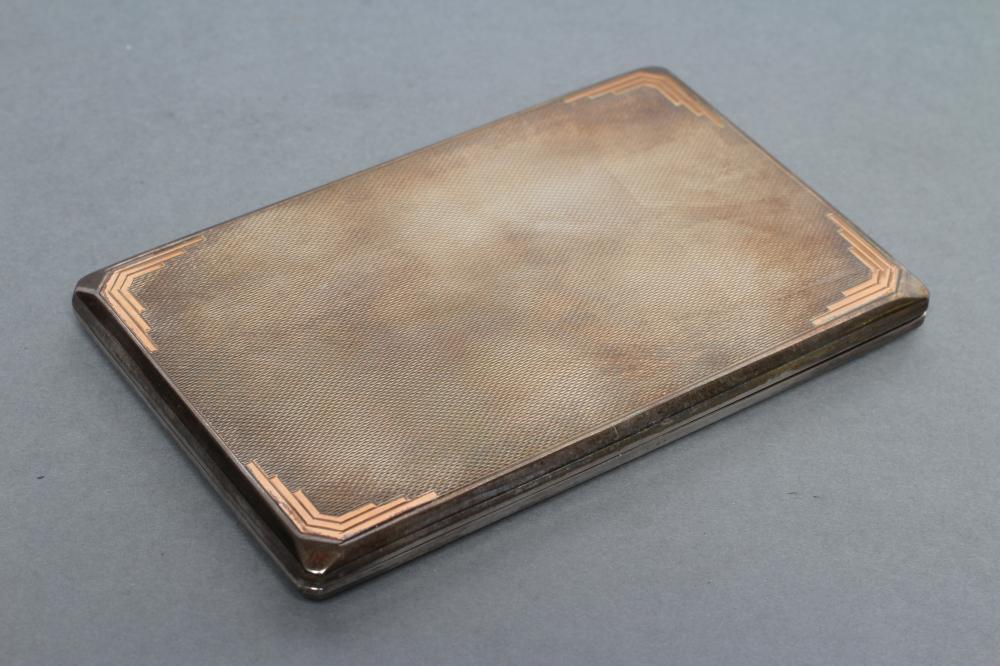 AN ART DECO CIGARETTE CASE Image