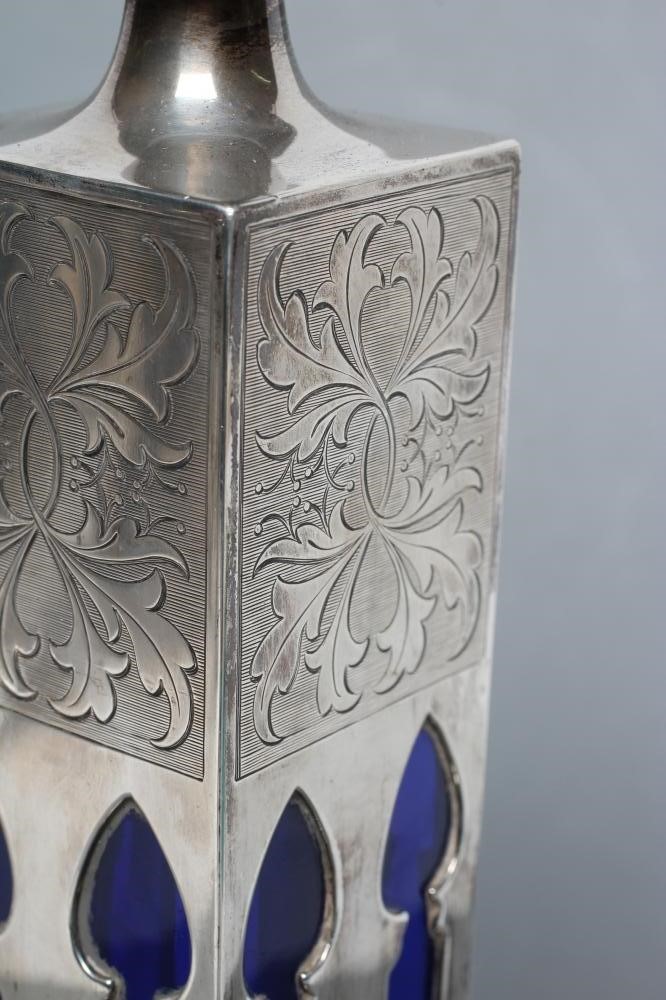 AN ELECTRIC TABLE LAMP BASE Image