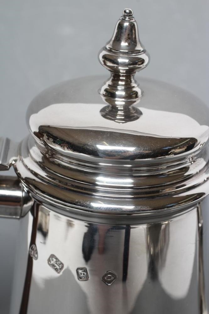 A QUEEN ANNE STYLE HOT WATER JUG Image