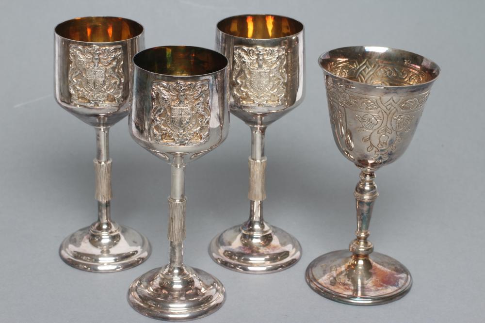 A SET OF THREE GOBLETS Image